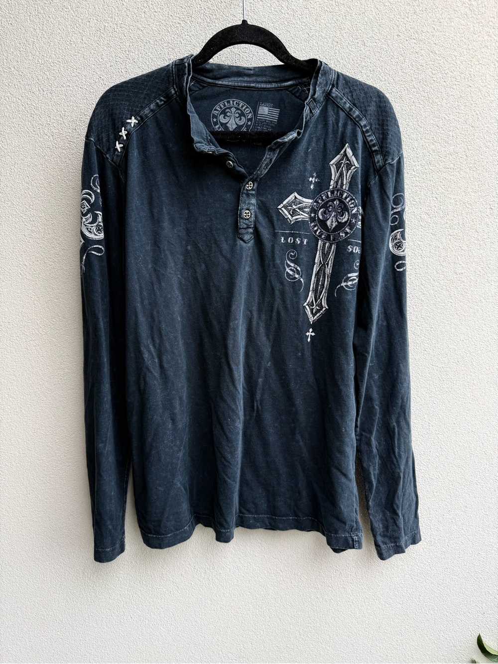 Affliction Men's Large Centrifugal Henley Live Fast Long Sleeve Shirt